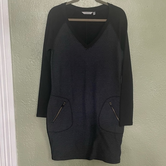 Athleta Sweater Dress with Pockets Size Medium Black and Gray Stretchy - Picture 1 of 6